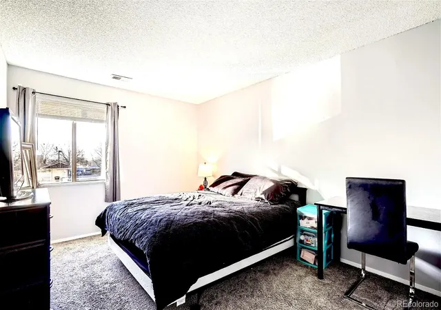 Homes for sale in Aurora, CO | 2201 Sable Blvd, Aurora, CO 80011