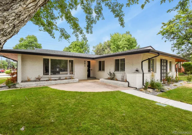 3rd image of 691 S Holly St, Denver, CO 80246 | MLS# 4656255