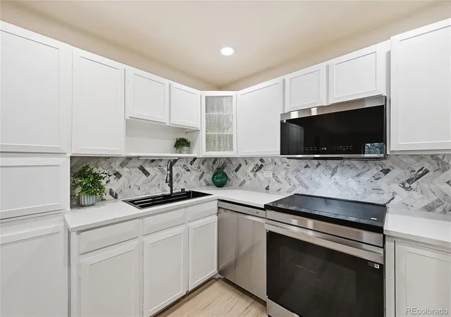 1st image of 705 S Alton Wy #4C, Denver, CO 80247 | MLS# 1641561