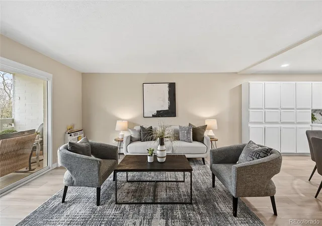 2nd image of 705 S Alton Wy #4C, Denver, CO 80247 | MLS# 1641561