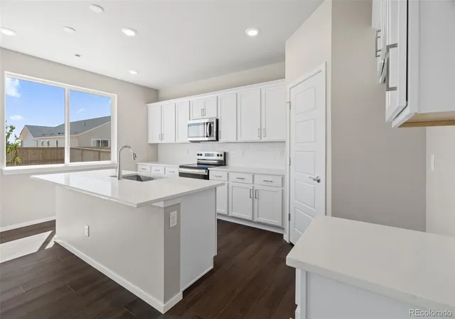 5th image of 2732 Mosker St, Strasburg, CO 80136 | MLS# 8161858
