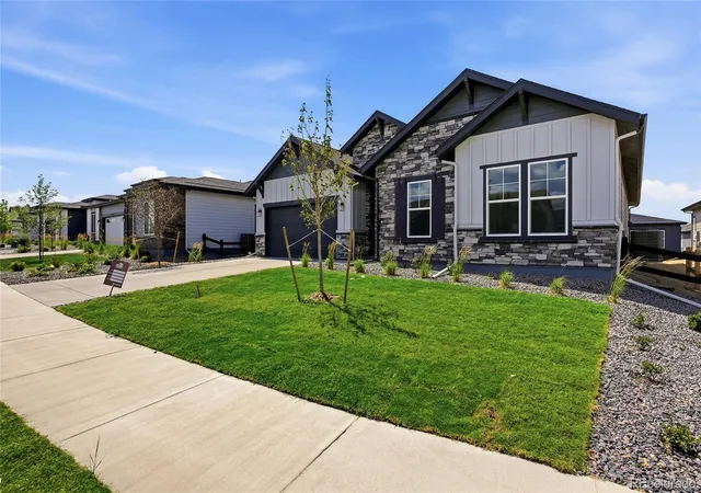 3rd image of 8867 S Riviera Ct, Aurora, CO 80016 | MLS# 9227106