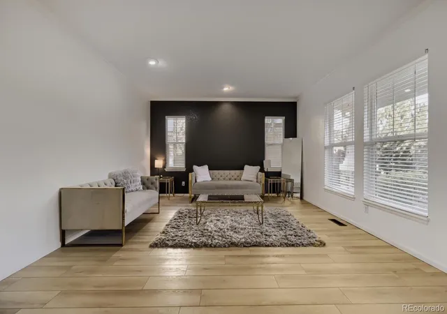 Photo 4 of Single family home for sale at 6381 S Patsburg Ct, Aurora, CO 80016 | MLS# 1978467 | Listing updated on 2026-06-01