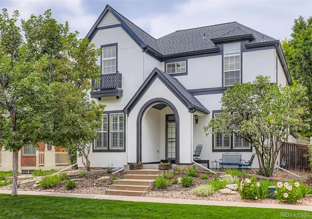 1st image of 1009 Syracuse Ct, Denver, CO 80230 | MLS# 9704991