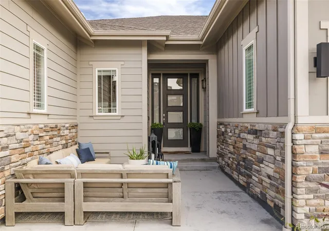 4th image of 27681 E Lakeview Dr, Aurora, CO 80016 | MLS# 3184950