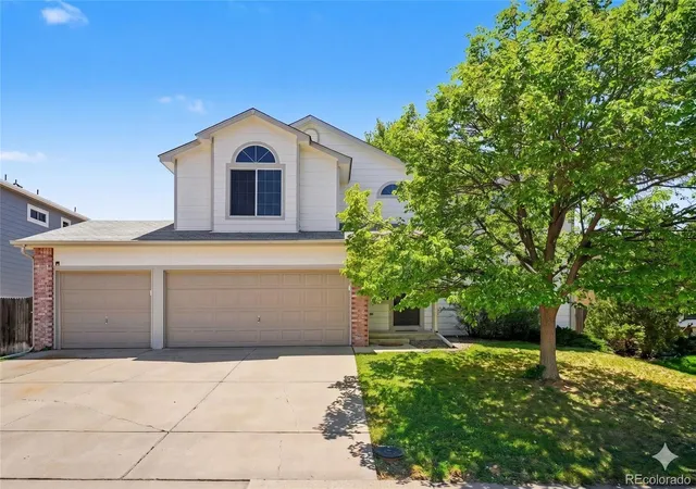 Photo 2 of Single family home for sale at 4052 S Kirk Way, Aurora, CO 80013 | MLS# 3762509 | Listing updated on 2026-09-03