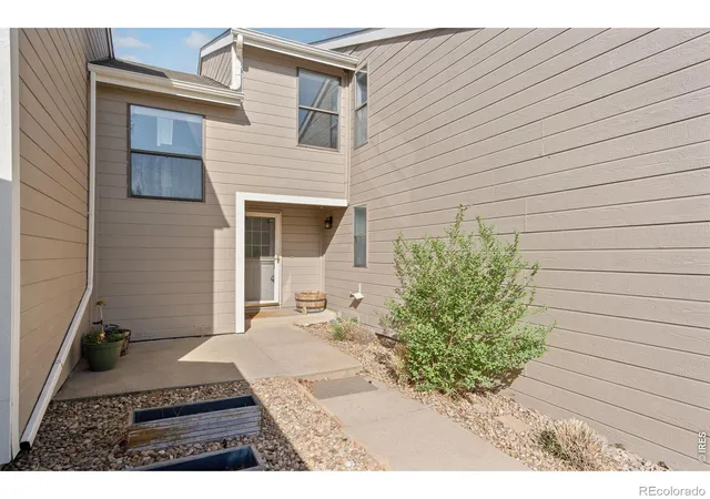 3rd image of 1741 Brookhaven Cir E, Fort Collins, CO 80525