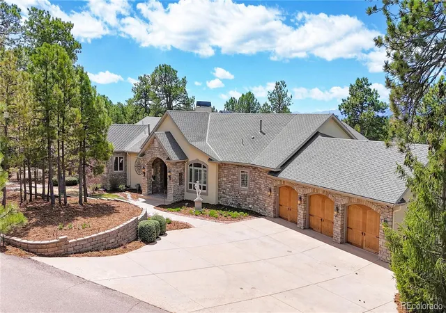Photo 1 of Mansion for sale at 425 Tam O Shanter Way, Monument, CO 80132 | MLS# 6747104 | Listing updated on 2026-09-04