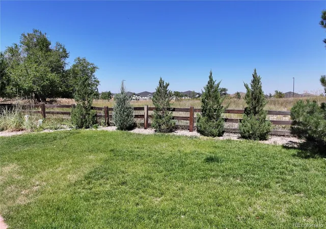 Photo 4 of Single family home for sale at 24871 E Ontario Dr, Aurora, CO 80016 | MLS# 7259798 | Listing updated on 2026-10-01