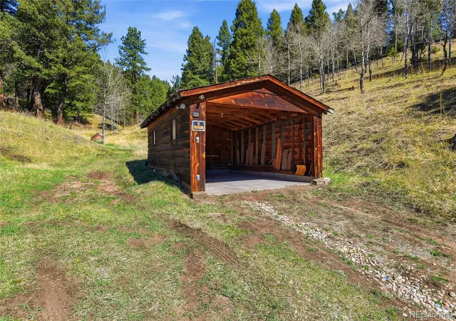 Photo 4 of Single family home for sale at 33601 Stransky Rd, Evergreen, CO 80439 | MLS# 7115567 | Listing updated on 2026-09-07