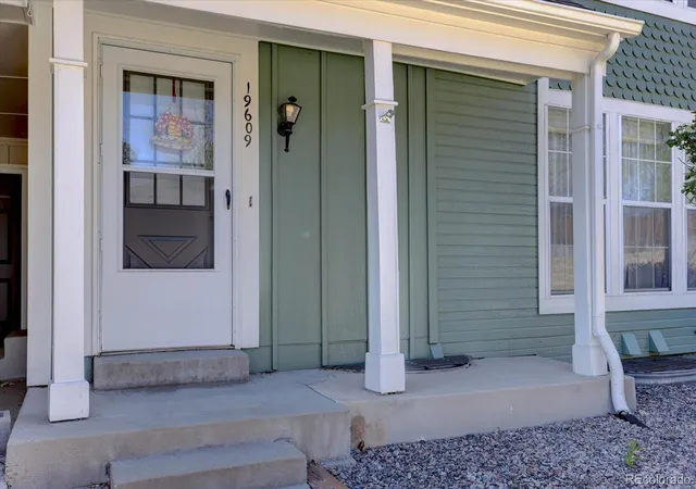 5th image of 19609 Rosewood Ct, Parker, CO 80138 | MLS# 7848701