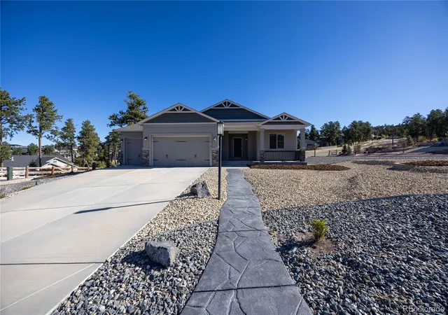 Photo 2 of Single family home for sale at 928 Graywoods Ter, Monument, CO 80132 | MLS# 7450169 | Listing updated on 2026-08-22