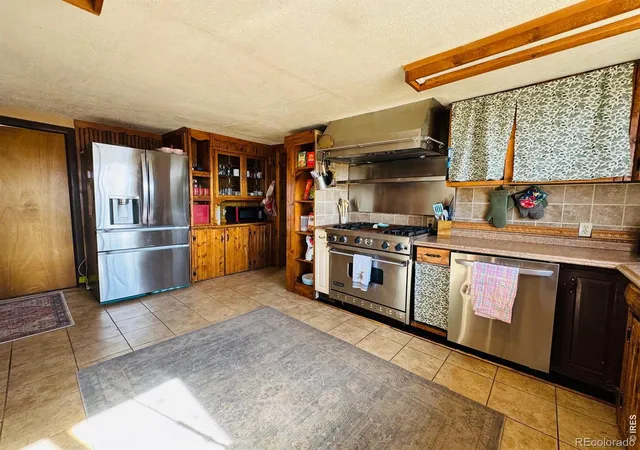 image of 417 Grant St, Walden, CO 80480 | MLS# IR1056745