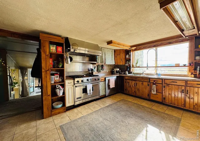 image of 417 Grant St, Walden, CO 80480 | MLS# IR1056745