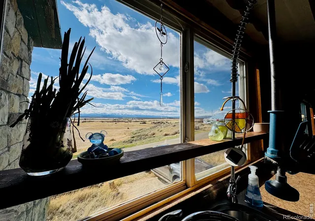 image of 417 Grant St, Walden, CO 80480 | MLS# IR1056745