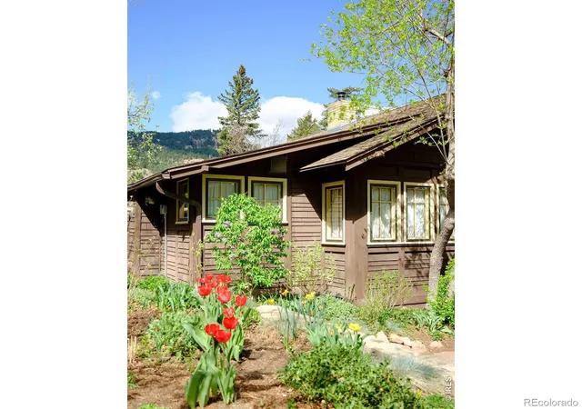 Photo 2 of Single family home for sale at 114 Chautauqua Park, Boulder, CO 80302 | MLS# IR1056761 | Listing updated on 2026-10-06