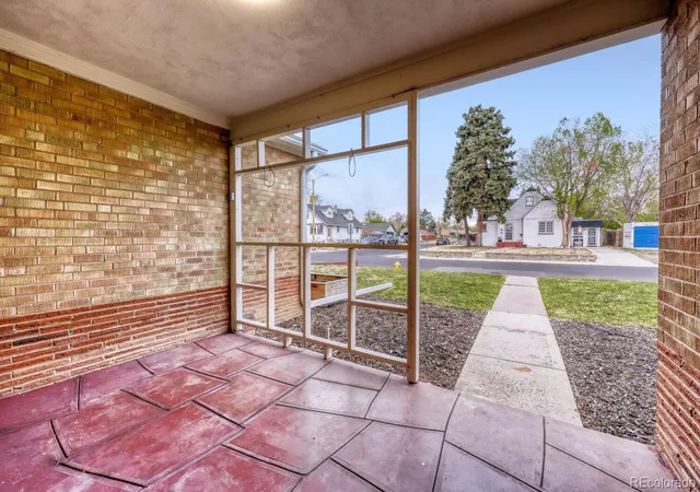 4th image of 1600 Xanthia St, Denver, CO 80220 | MLS# 1550472