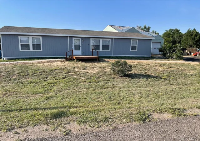 Homes for sale in Lochbuie, CO | 336 Lilac Cir, Lochbuie, CO 80603 | MLS# 3883959