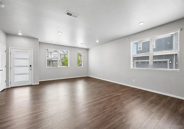 3rd image of 6381 N Malaya St, Aurora, CO 80019 | MLS# 9174706