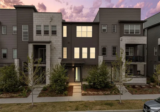 Homes for sale in Denver, CO | 6231 Dayton Ct, Denver, CO 80238 | MLS# 3361243