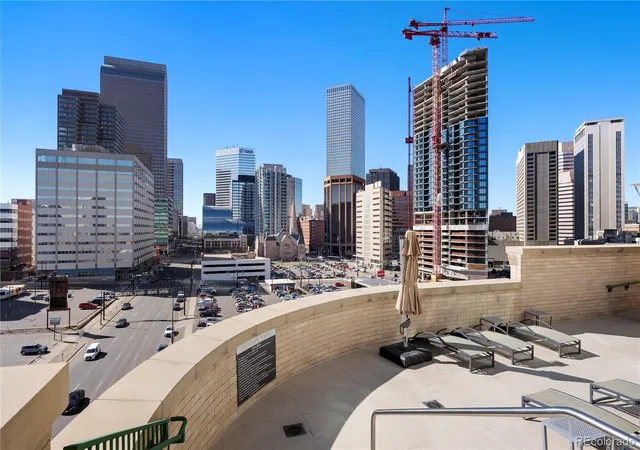 35th image of 2001 Lincoln St #2422, Denver, CO 80202 | MLS# 9857432