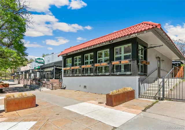 2nd image of 701 N Pearl St, Denver, CO 80203