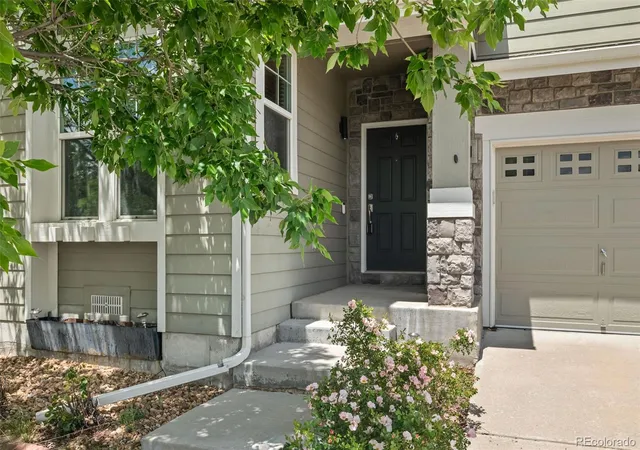 2nd image of 5517 Brooklawn Ln, Highlands Ranch, CO 80130 | MLS# 1611918