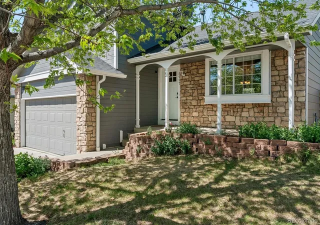 Photo 3 of Single family home for sale at 5997 S Pierson St, Littleton, CO 80127 | MLS# 2574199 | Listing updated on 2026-09-19