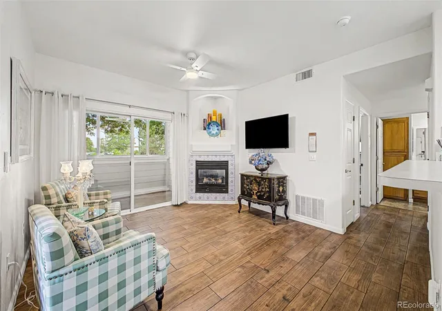 1st image of 4875 S Balsam Wy #7-101, Littleton, CO 80123 | MLS# 6967612