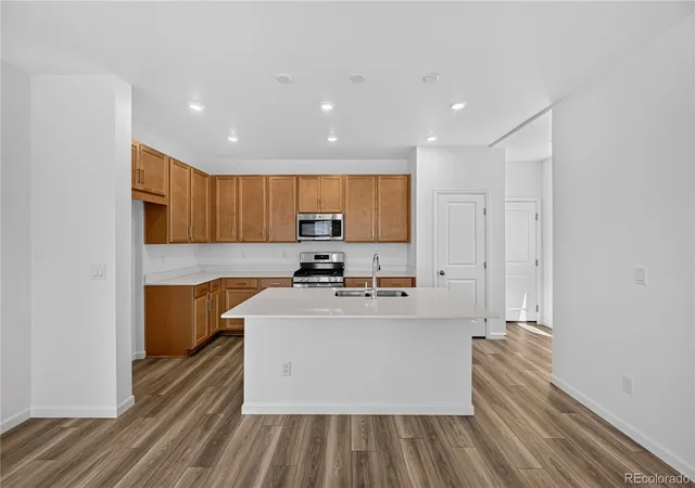 4th image of 342 N Bersshine Ct, Watkins, CO 80137 | MLS# 9879241