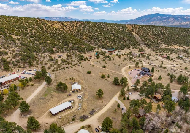 4th image of 8972 Hanging Tree Dr, Salida, CO 81201 | MLS# 1816662