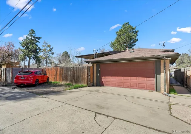 4th image of 1570 Tamarac St, Denver, CO 80220 | MLS# 6032844