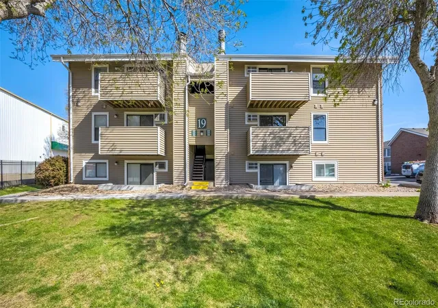 3rd image of 10150 E Virginia Ave #19-208, Denver, CO 80247 | MLS# 9702066
