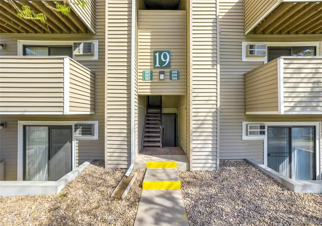 4th image of 10150 E Virginia Ave #19-208, Denver, CO 80247 | MLS# 9702066