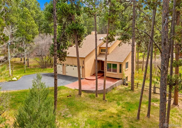 Photo 3 of Sale Pending at 19405 Misty Morning Dr, Monument, CO 80132 | MLS# 2315683 | Listing updated on 2026-08-28