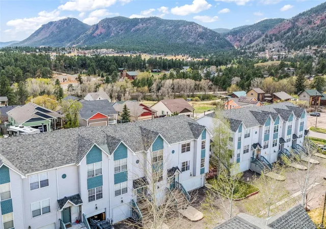 Photo 3 of Townhouse for sale at 30 Vale Cir, Palmer Lake, CO 80133 | MLS# 8539112 | Listing updated on 2026-09-12