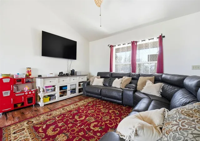 5th image of 575 11Th St, Penrose, CO 81240 | MLS# 7181095
