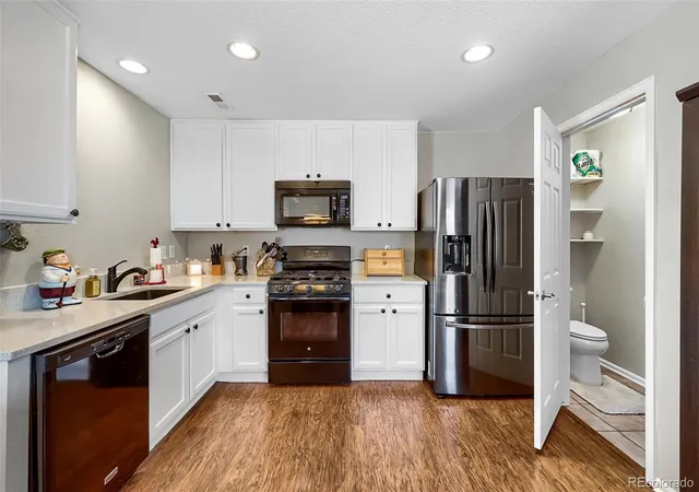 5th image of 7846 S Kittredge Cir, Englewood, CO 80112 | MLS# 5909367