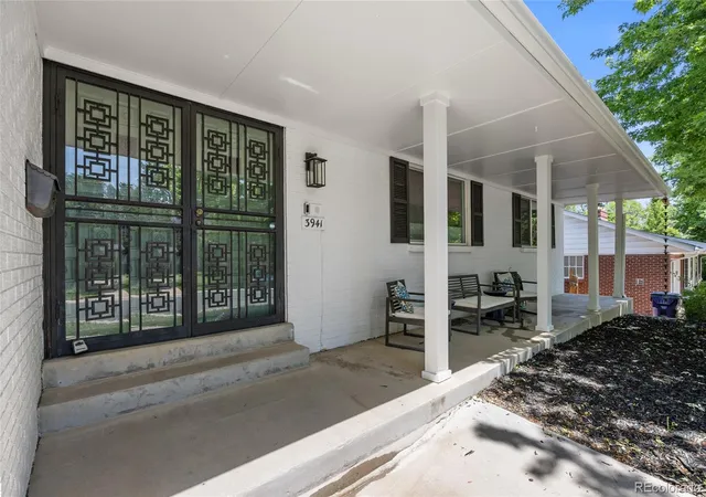 5th image of 3941 S Hillcrest Dr, Denver, CO 80237 | MLS# 9533389