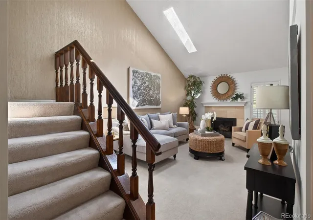 1st image of 2558 S Vaughn Wy #D, Aurora, CO 80014 | MLS# 3875509