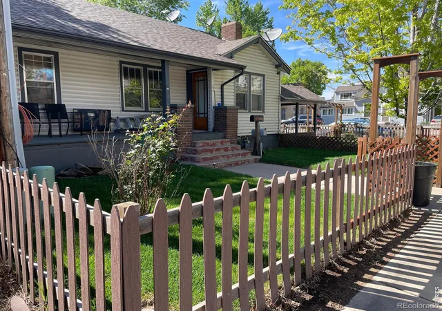 4th image of 135 Cleveland Ave, Loveland, CO 80537 | MLS# IR1056773