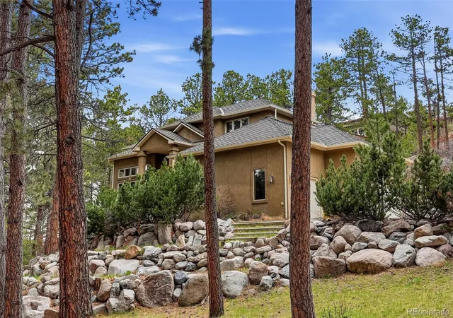 Photo 4 of Single family home for sale at 17340 Caribou Dr, Monument, CO 80132 | MLS# 4104413 | Listing updated on 2026-08-31
