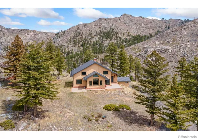 Homes for sale in Bellvue, CO | 520 Isaac Ln, Bellvue, CO 80512 | MLS# IR1057100