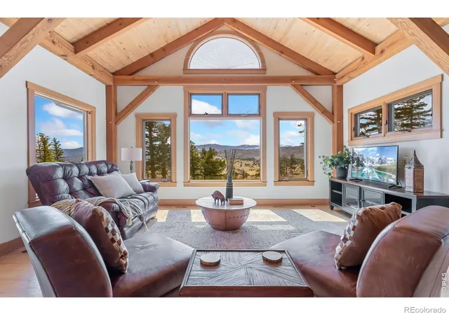 Photo 2 of Single family home for sale at 520 Isaac Ln, Bellvue, CO 80512 | MLS# IR1057100 | Listing updated on 2026-10-02