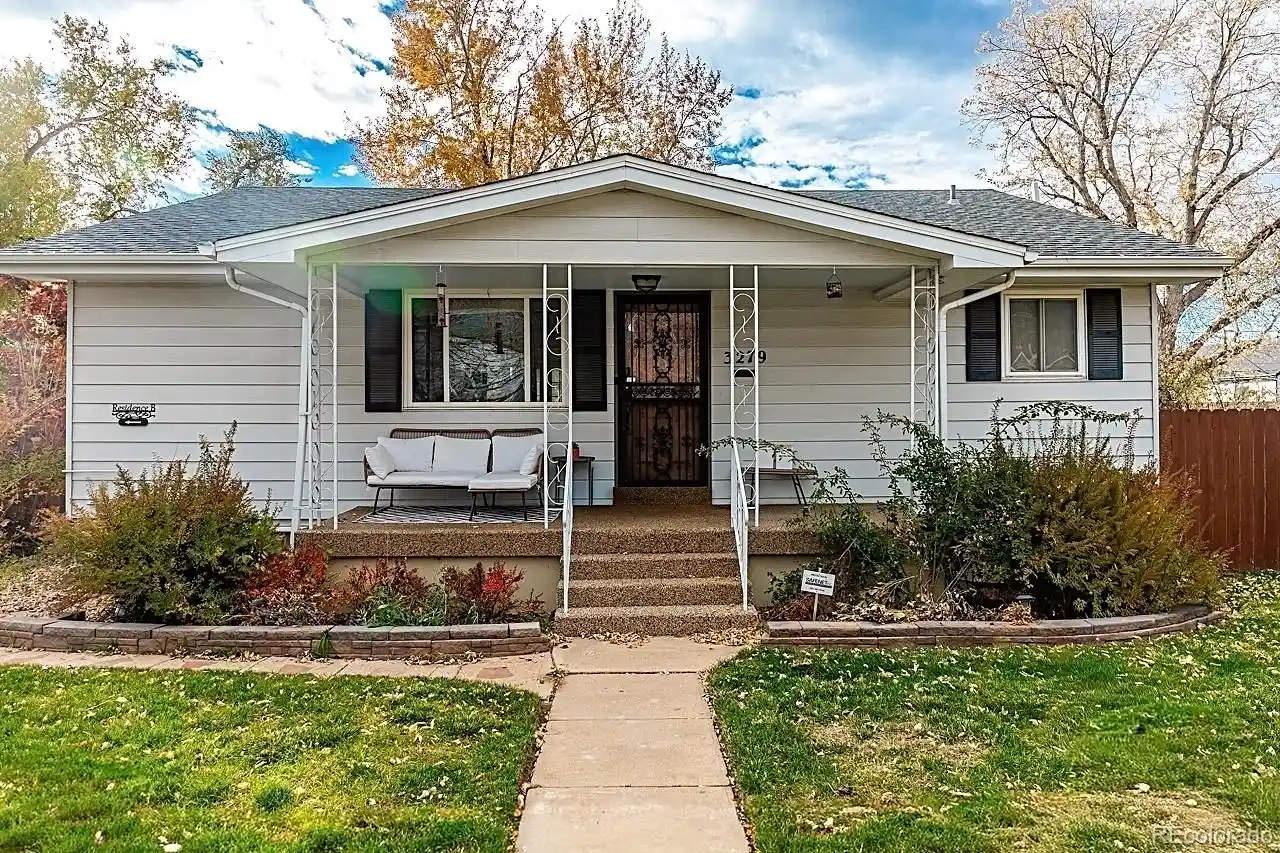Listing Photo 1 - Condo for sale in 3279 S Pearl St located at 3279 S Pearl St, Englewood, CO 80113 - Unit 3279 S Pearl St