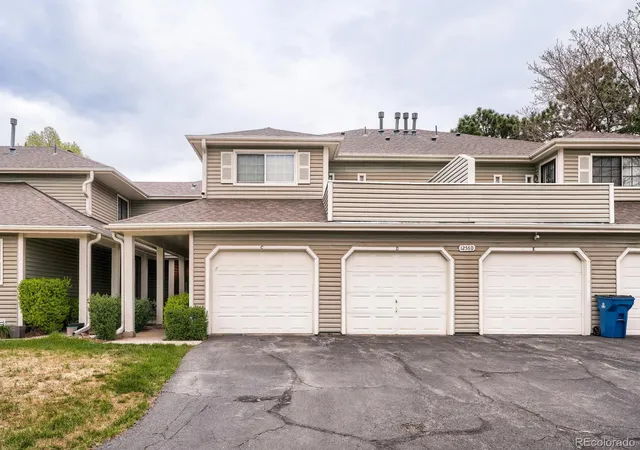Homes for sale in Aurora, CO | 12560 E Warren Dr #D, Aurora, CO 80014 | MLS# 1835680