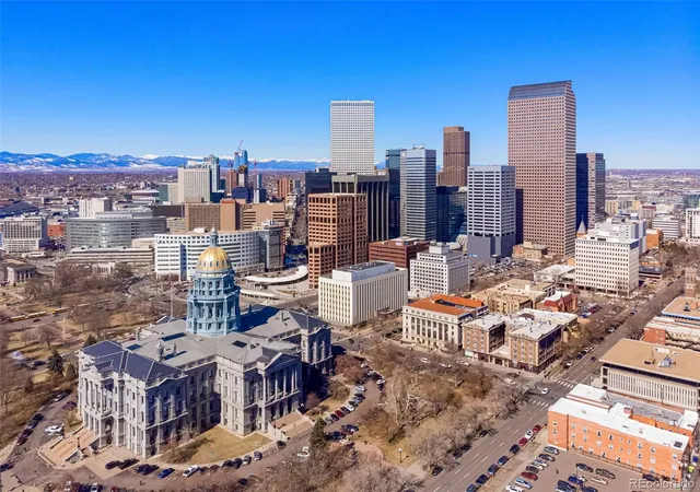 image of 1020 15Th St, Denver, CO 80202