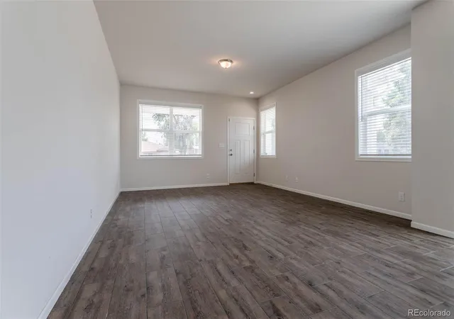 Photo 3 of Townhouse for sale at 2378 N Emporia St, Aurora, CO 80010 | MLS# 7075161 | Listing updated on 2026-09-21