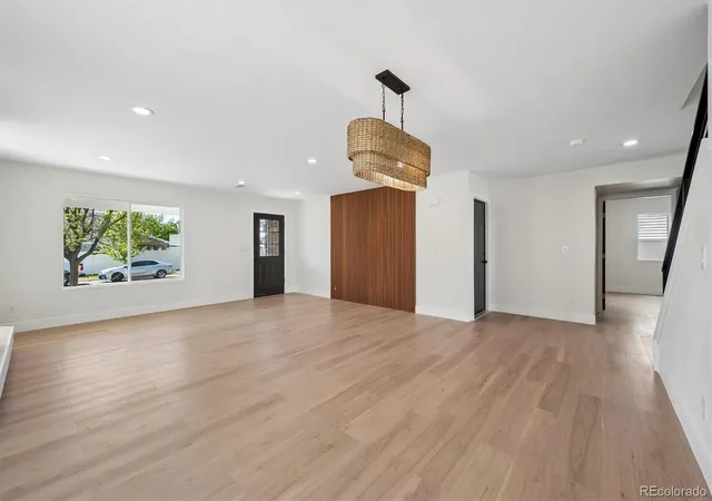 5th image of 5034 Perth Ct, Denver, CO 80249 | MLS# 5619659