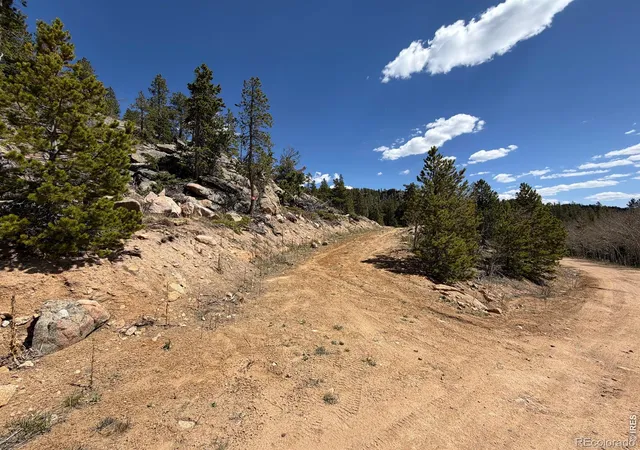 4th image of 726 Micmac Dr, Red Feather Lakes, CO 80545 | MLS# IR1057215